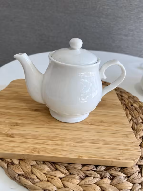 قوری چینی سفید کد 288