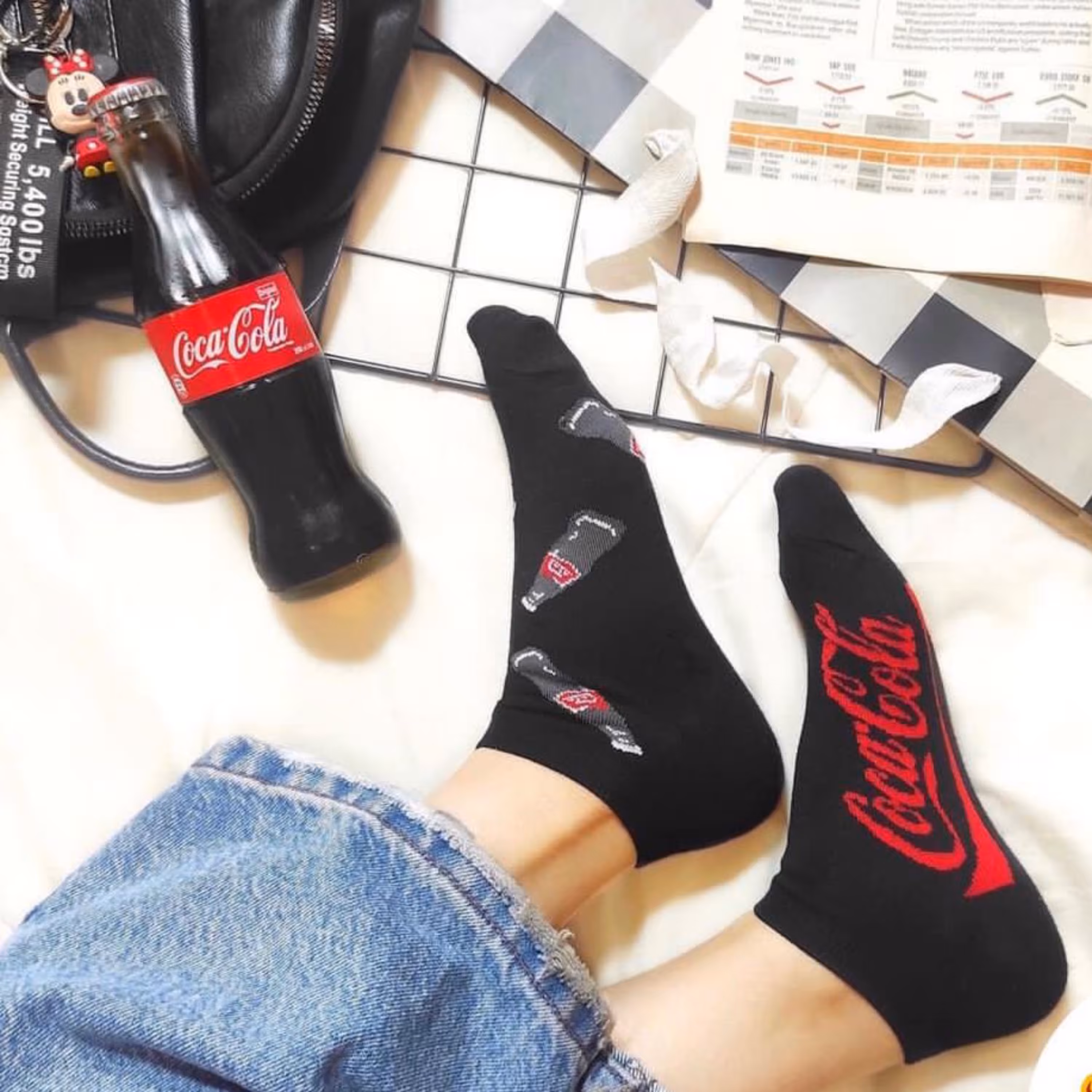 جوراب تا به تای نوشابه کوکا کولا