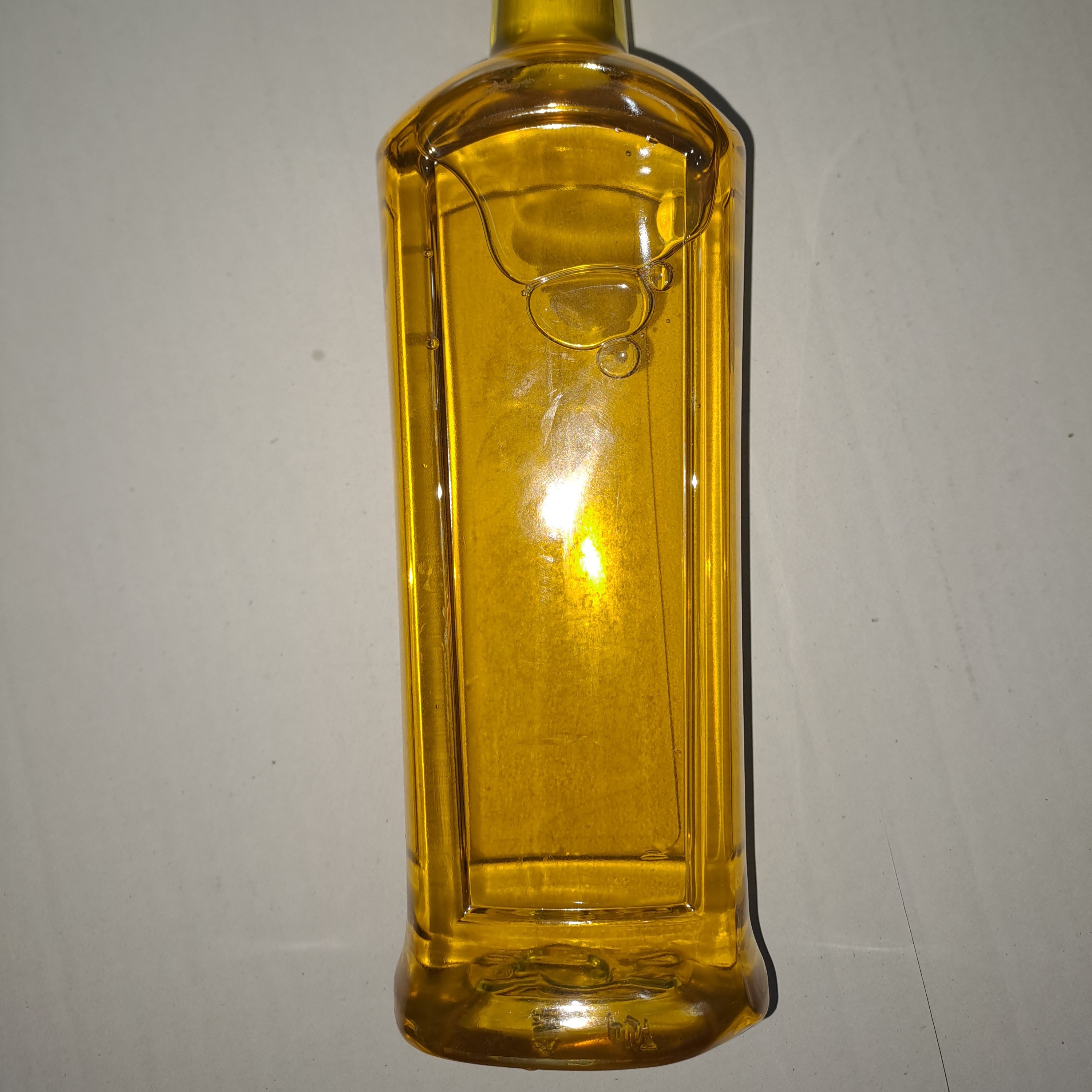 روغن ارده بی بو تهیه شده از کنجد سفید درجه 1 ایرانی 800سی سی