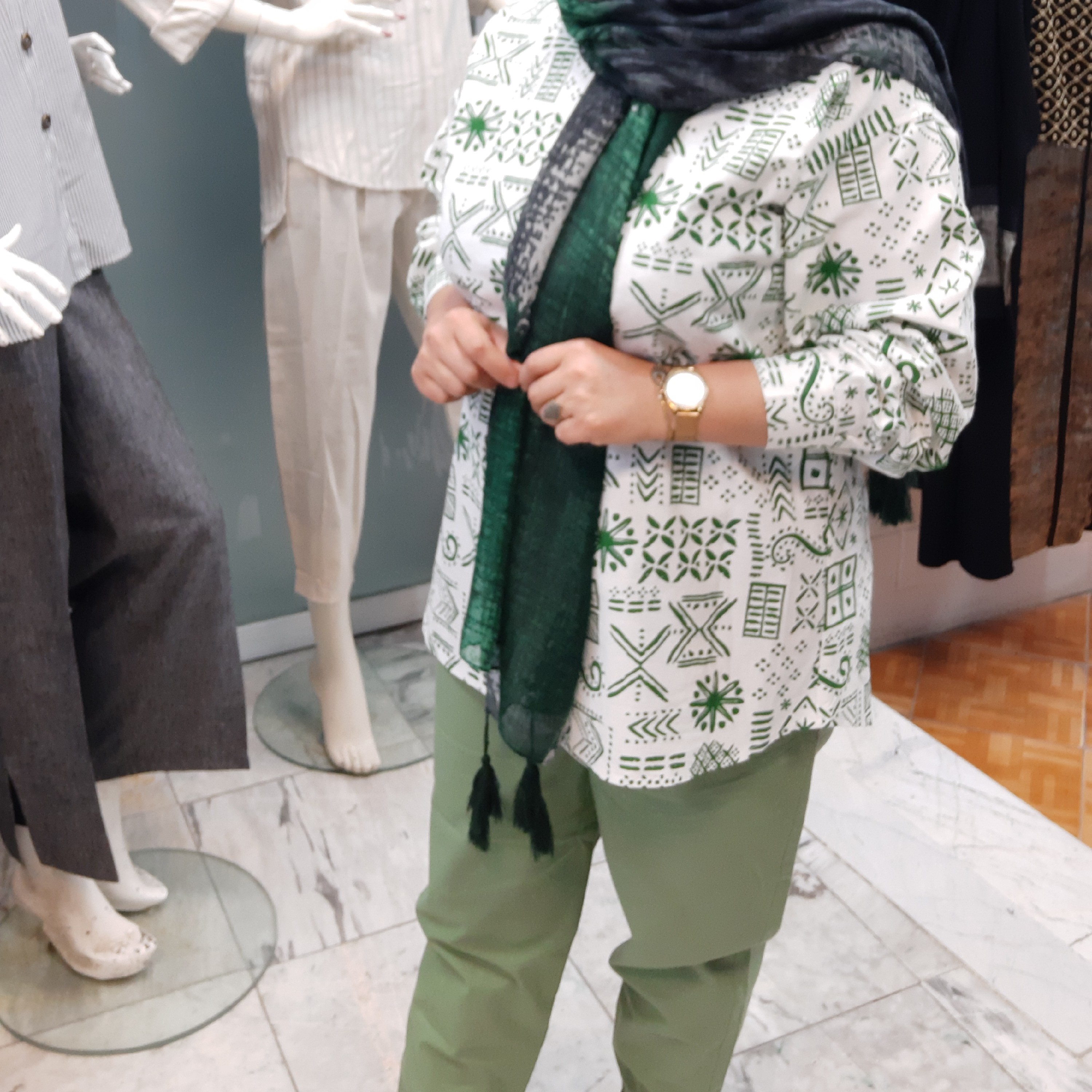 مانتو و شلوار لنین