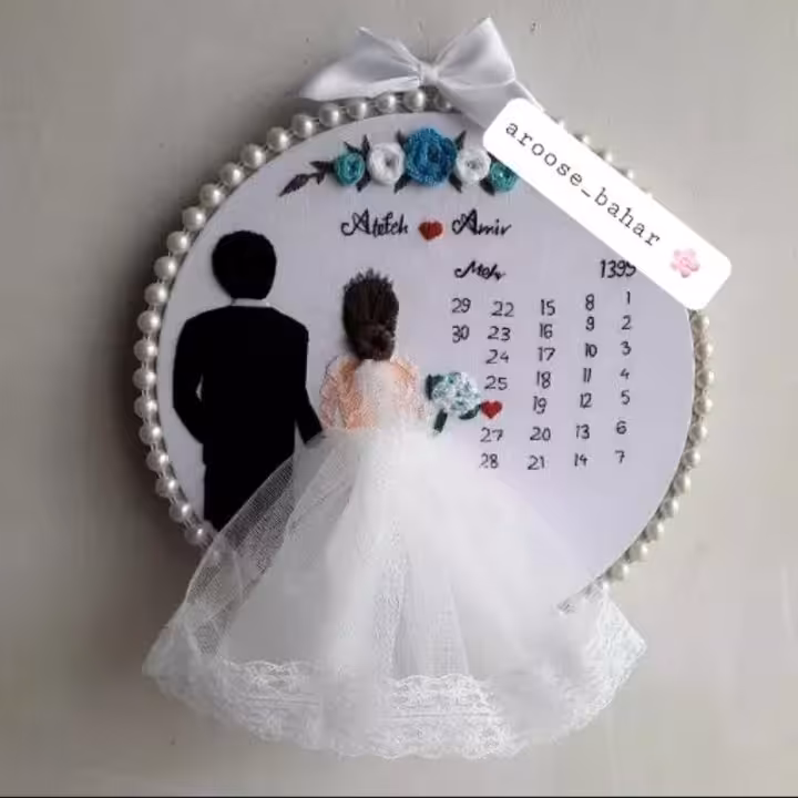 تابلو گلدوزی عروس و داماد 4