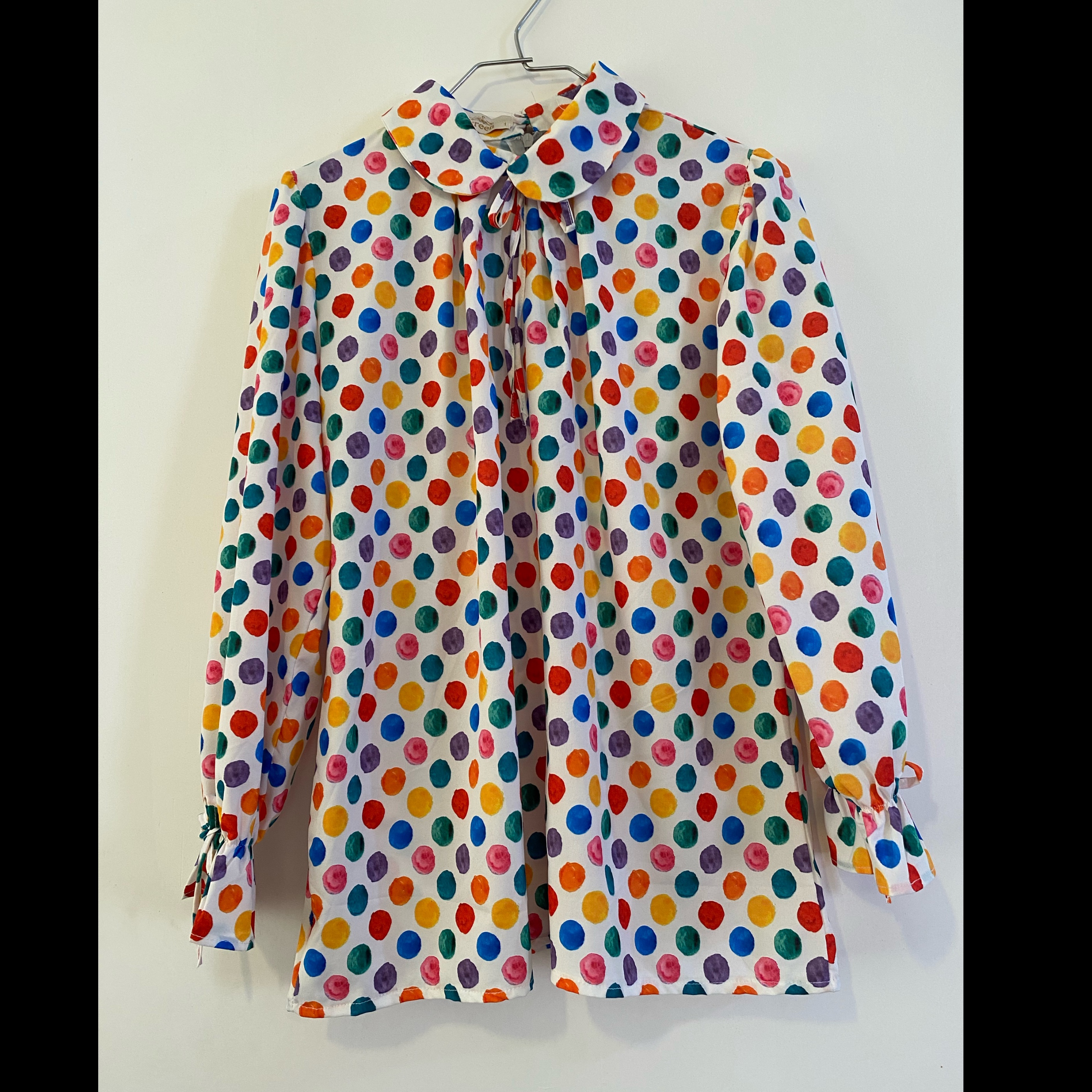 شومیز یلدایی مجلسی کرپ زنانه و دخترونه یقه ب ب آستین بلند