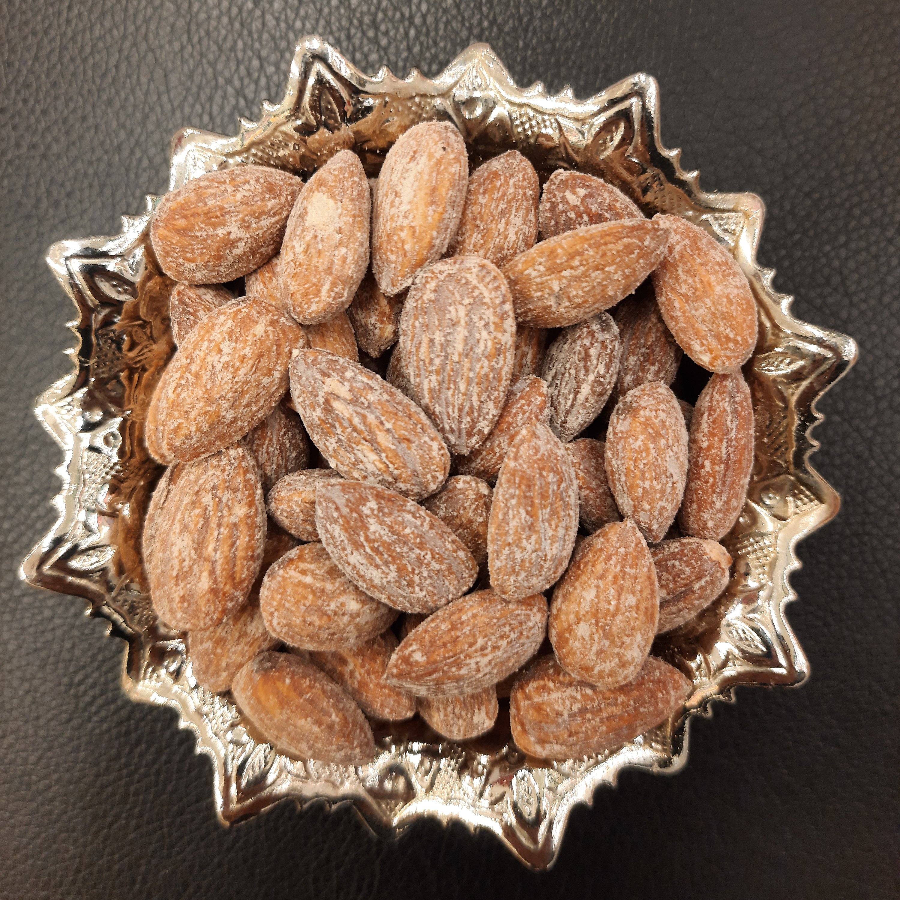 بادام درختی نمکی دو آتیشه