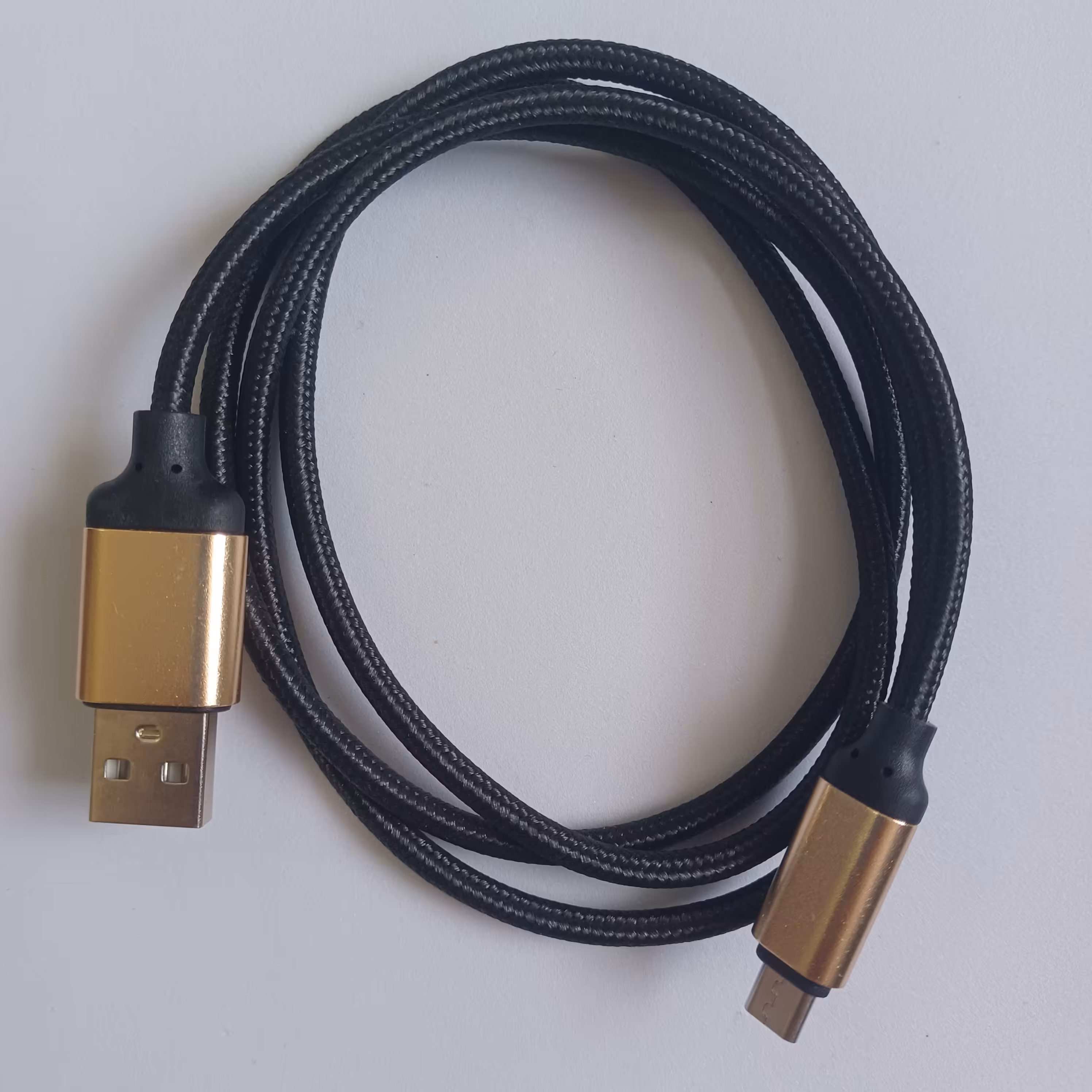 کابل شارژ میکرو جنس ضخیم کنفی ( صد در صد فست شارژ ) کیفیت عالی