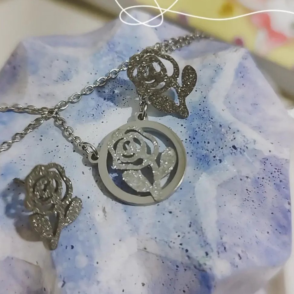 نیم ست اکلیلی 