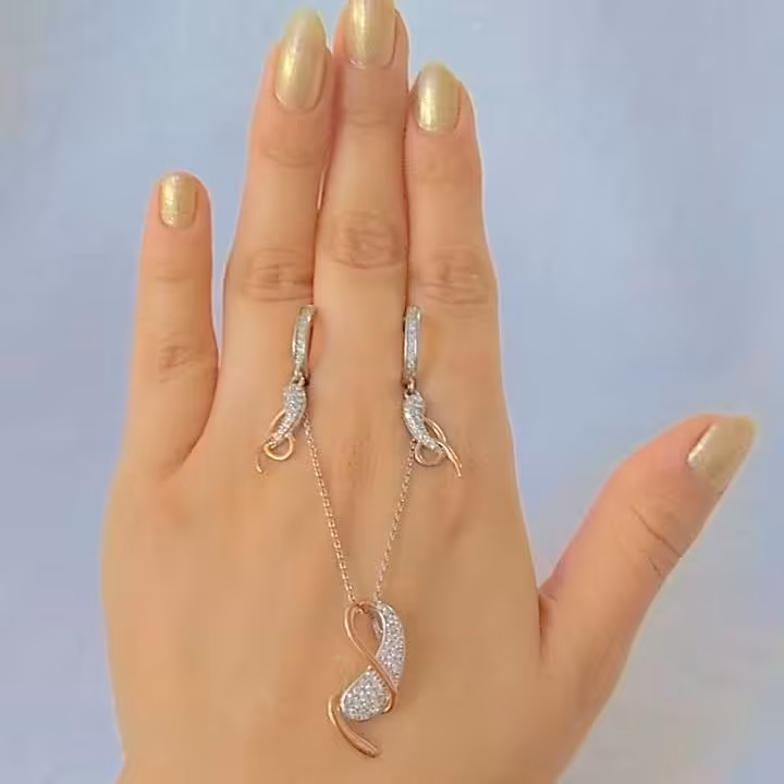 نیم ست تمام نقره  زنانه ایتالیایی عیار 925با آبکاری طلا سفید و رزگلد زنجیر فلامینگو 45سانتی