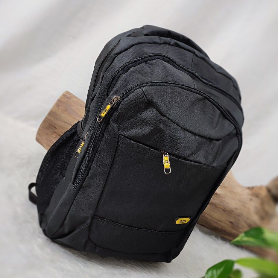 کوله پشتی مشکی  برزنتی مدل کت سه خونه 