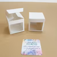 جعبه ویترینی درب متصل 5ونیم در 5ونیم با ارتفاع 5ونیم سفید