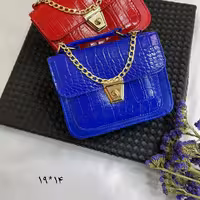 کیف پاسپورتی ورنی زنانه و دخترانه 