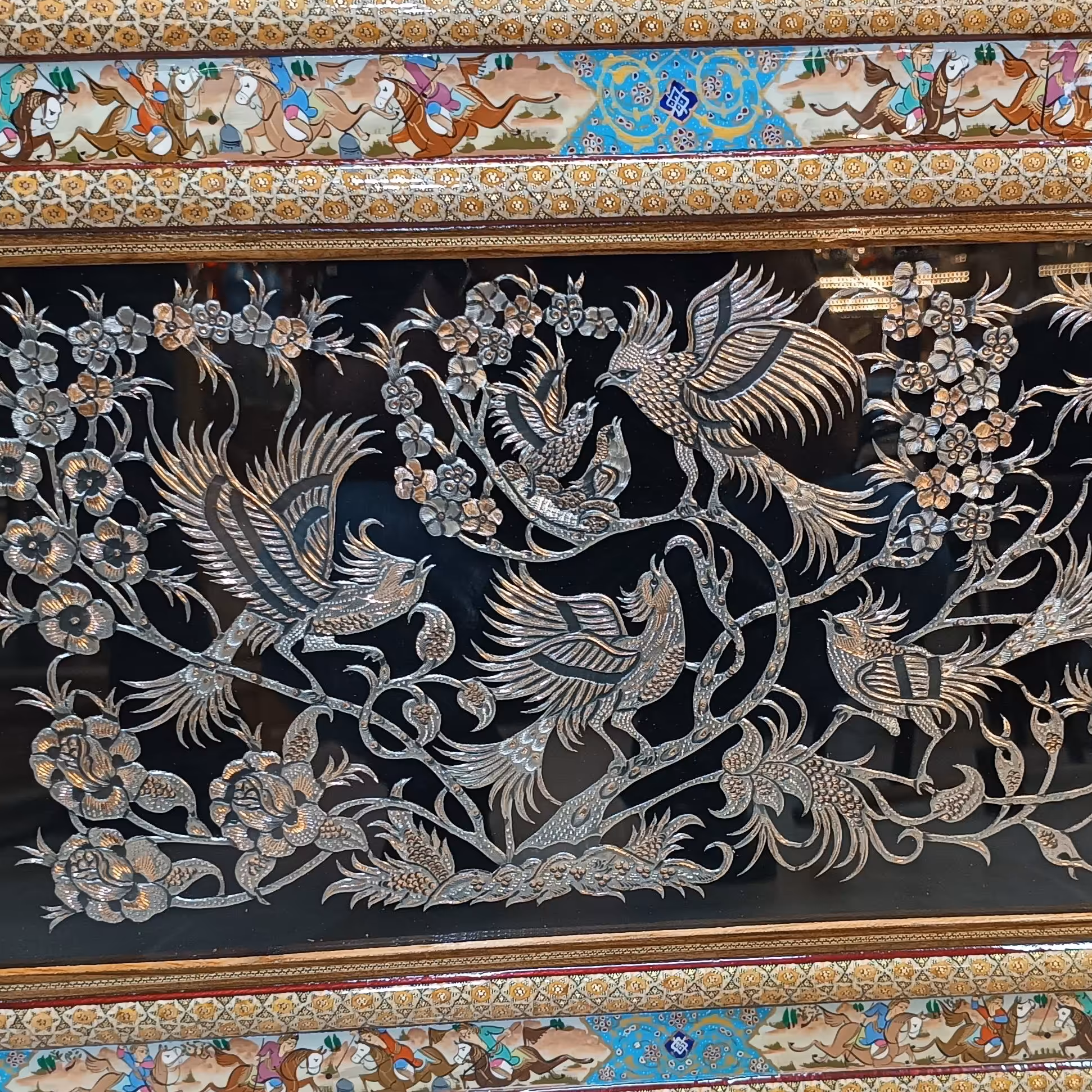 تابلو قلمزنی با قاب خاتم و مینیاتور