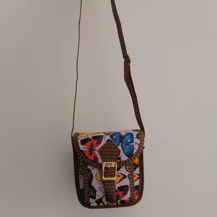 کیف دخترانه رو دوشی-با بند وقفل مگنتی