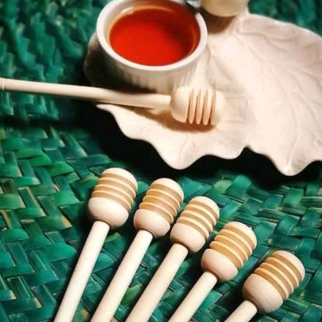 قاشق عسل خوری