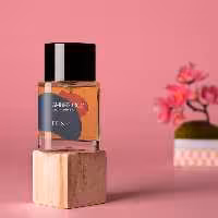 ادکلن فنک امبر عود Fennec Amber Oud