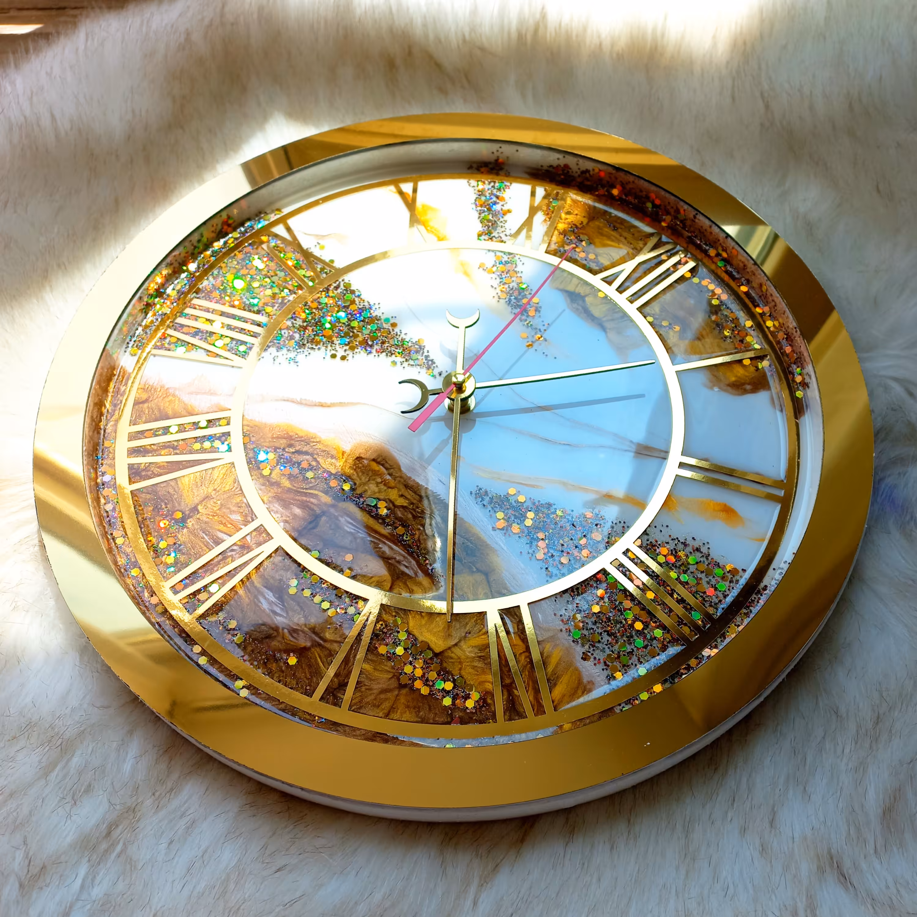 ساعت قاب دار رزینی 