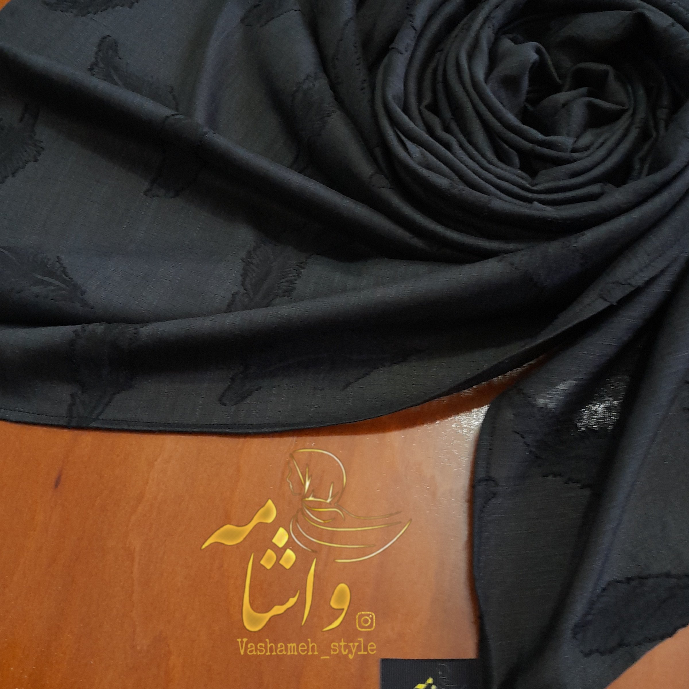 شال وال ژاکارد منگوله دار در 4 رنگبندی