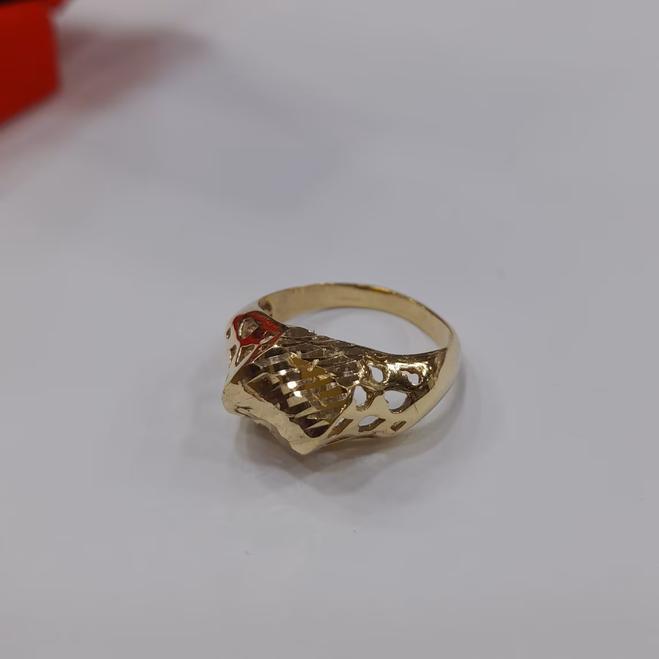 انگشتر طلاروس رنگ ثابت 