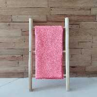 نردبان چوبی