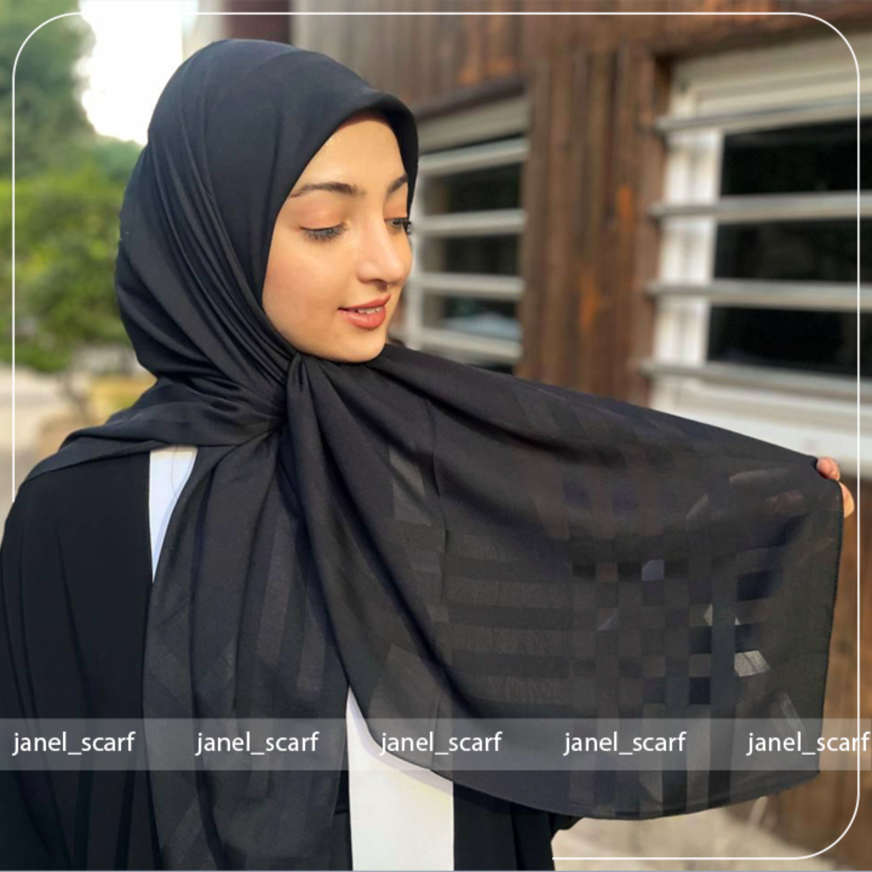 روسری مشکی حریرنخ  ترک بسیار با کیفیت و ماندگار  قواره 130 لطیف بدون دید