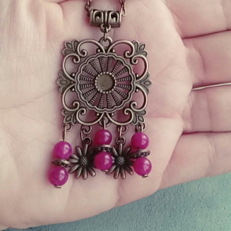 گردنبند سنگ جید اناری