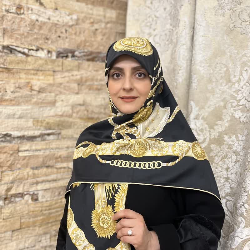روسری ابریشم ژاکارد وارداتی (کد 103)، دور ذست دوز، عرض140