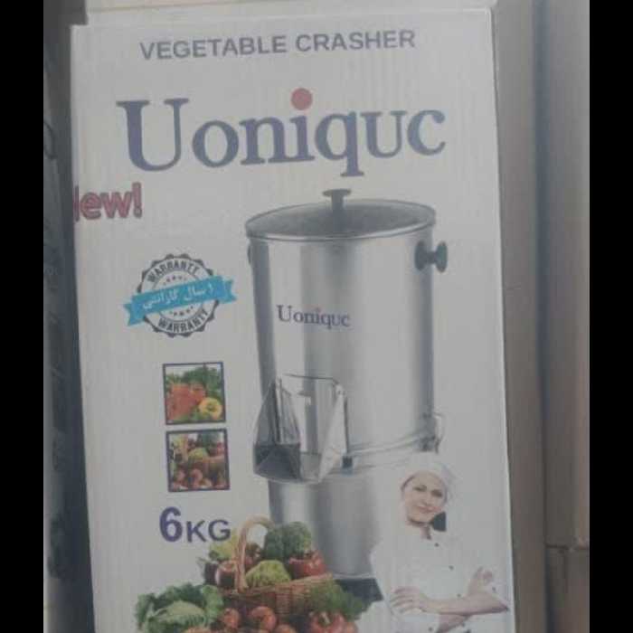 سبزی خردکن یونیک 6کیلوی هزینه ارسال پس کرایه به عهده مشتری میباشدوهزینه ای که باسلام واریزشد برای بسته بندی هست