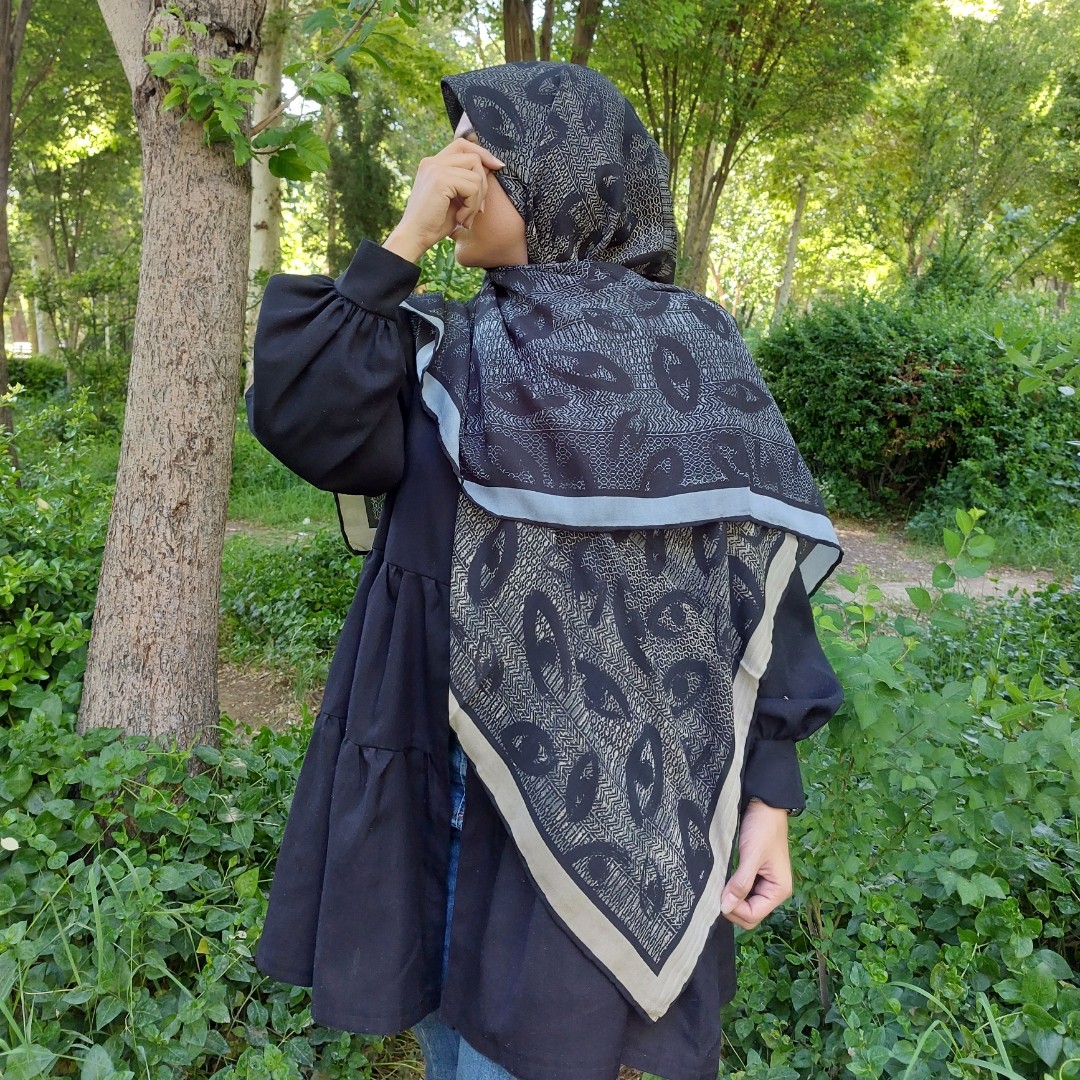 روسری طرح چشم