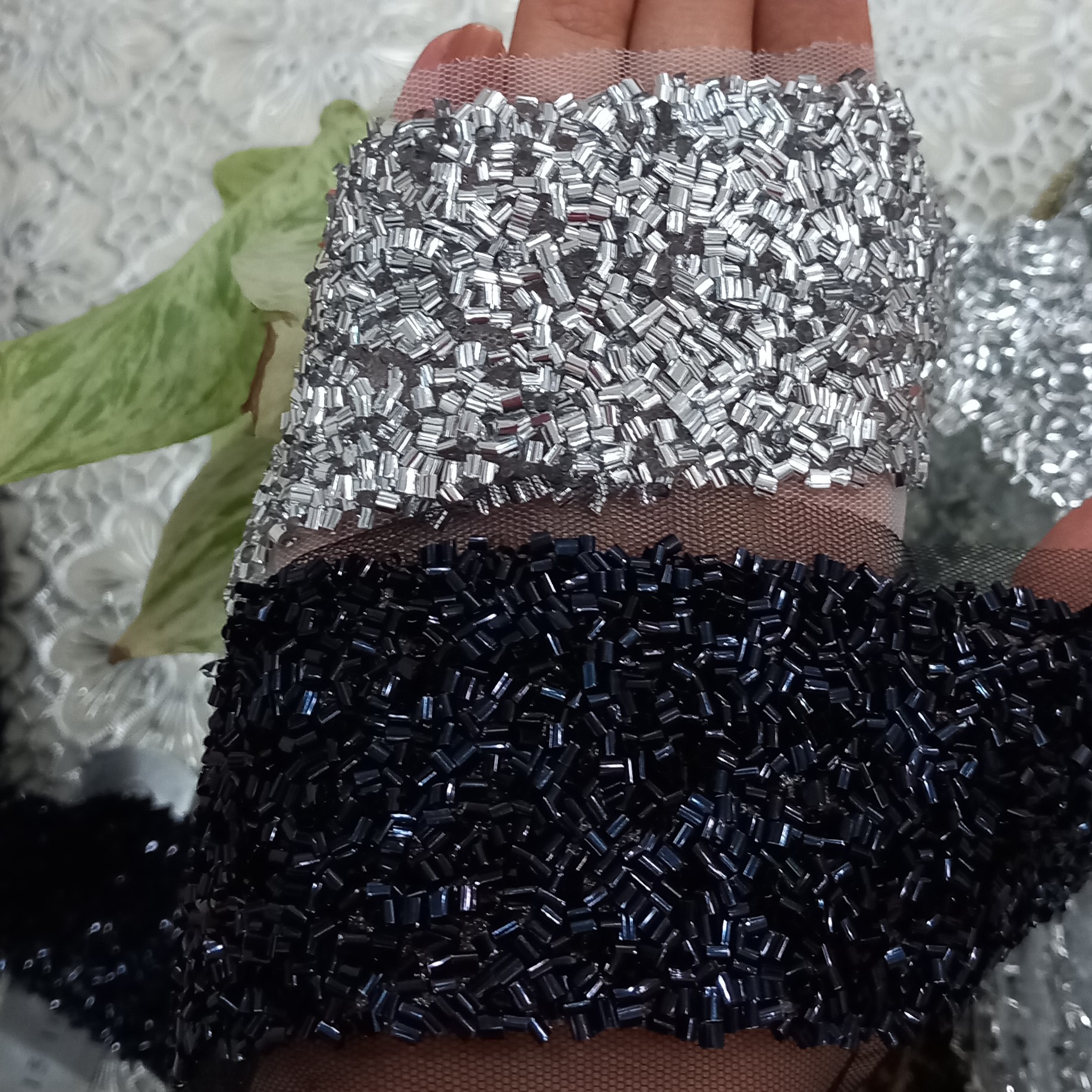 یراق طرح منجوق دوزی عرض5سانت،براق و شب نما در 3رنگ
