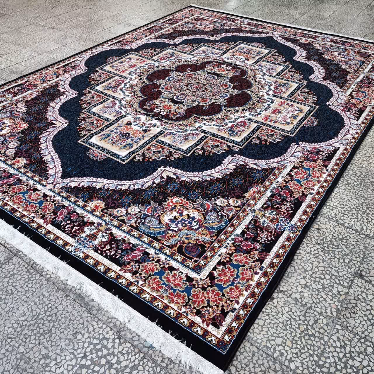 فرش ناردون رنگ سورمه ای 12متری ارسال رایگان به سراسر کشور 