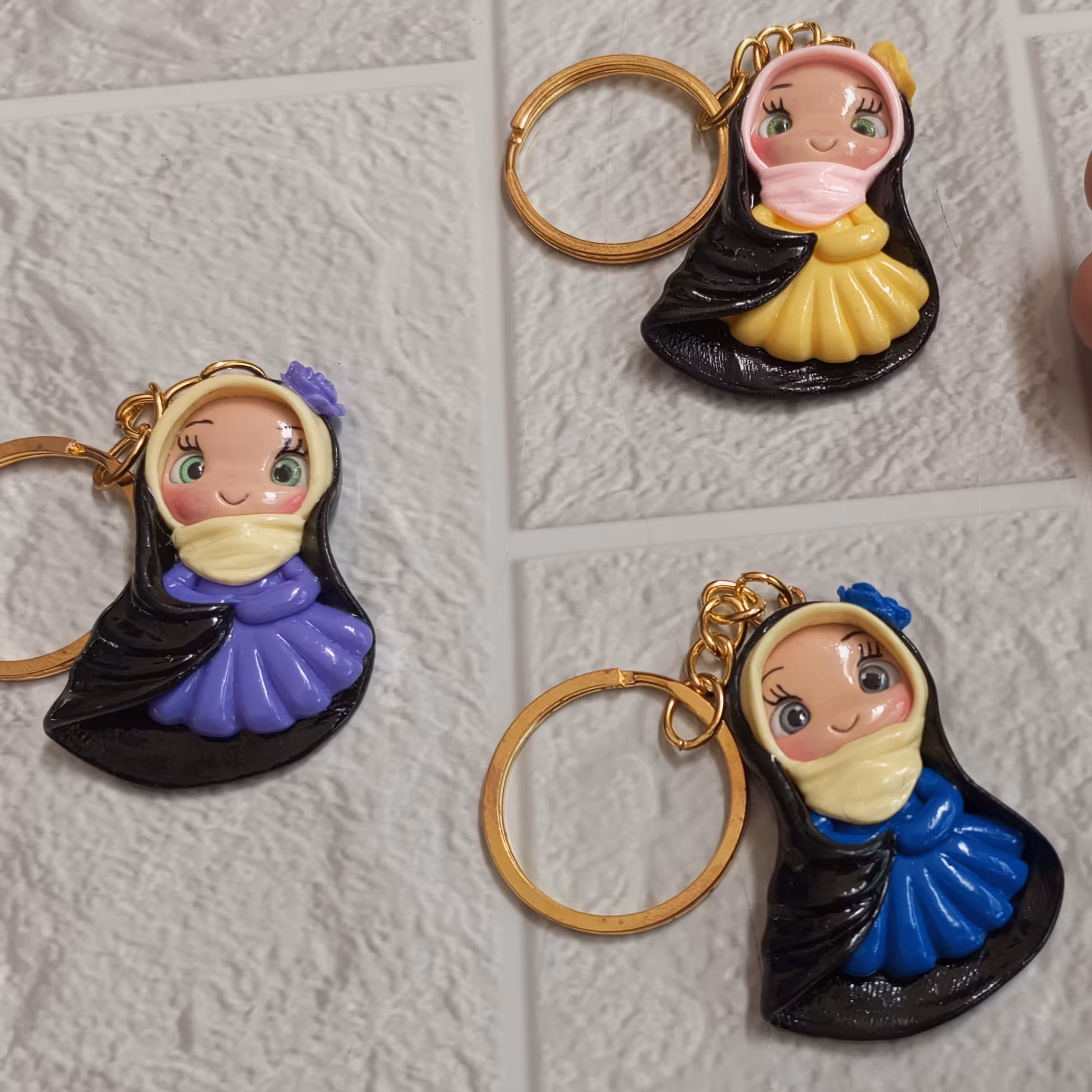 جاکلیدی خمیری طرح چادر  مشکی مناسب برای کودکان و نو جوانان