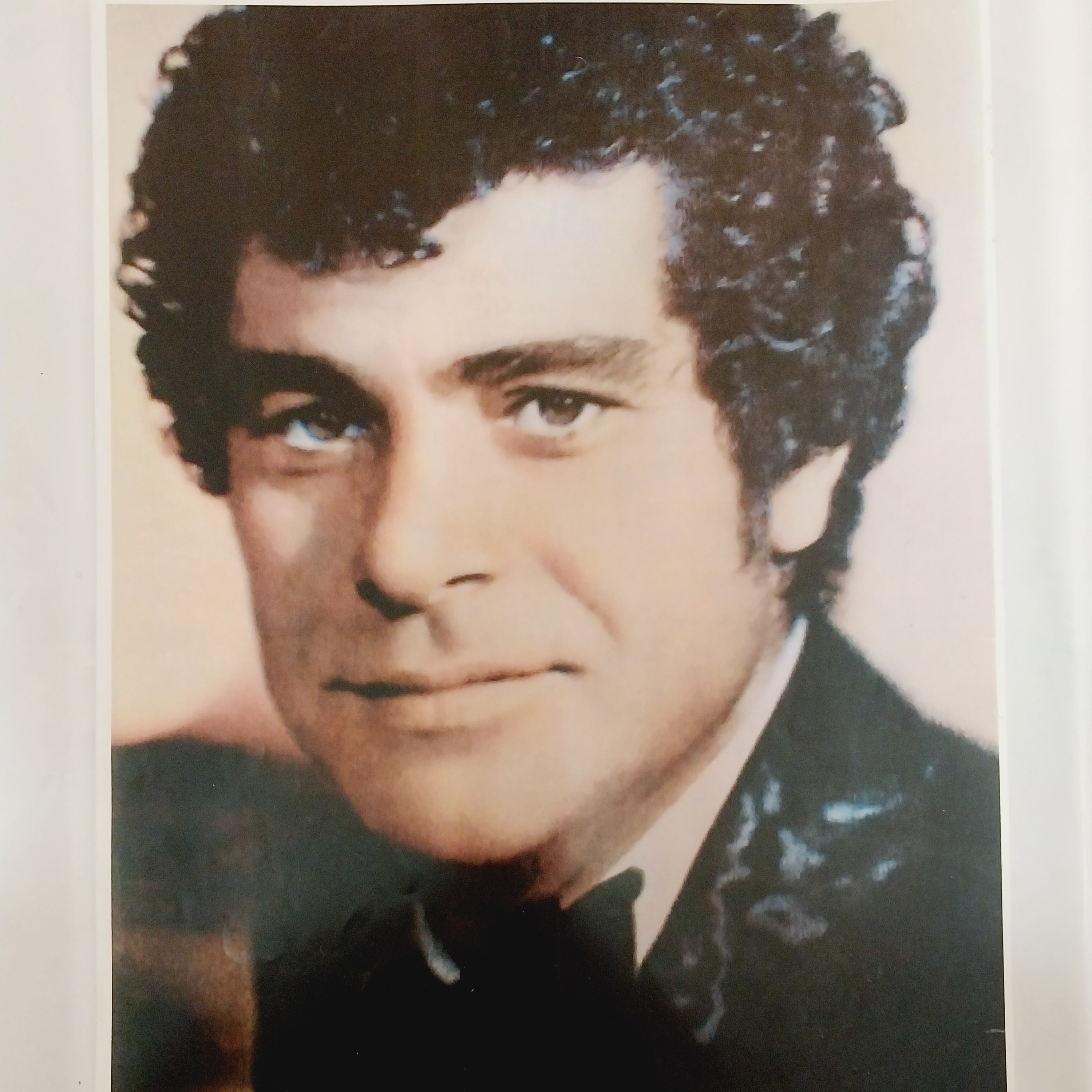 پوستر بهروز وثوقی قدیمی