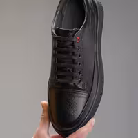 کفش ونس مردانه تمام چرم طبیعی تبریز مدل تولسا رنگ مشکی سایز 40 الی 44 (قالب بزرگ) 