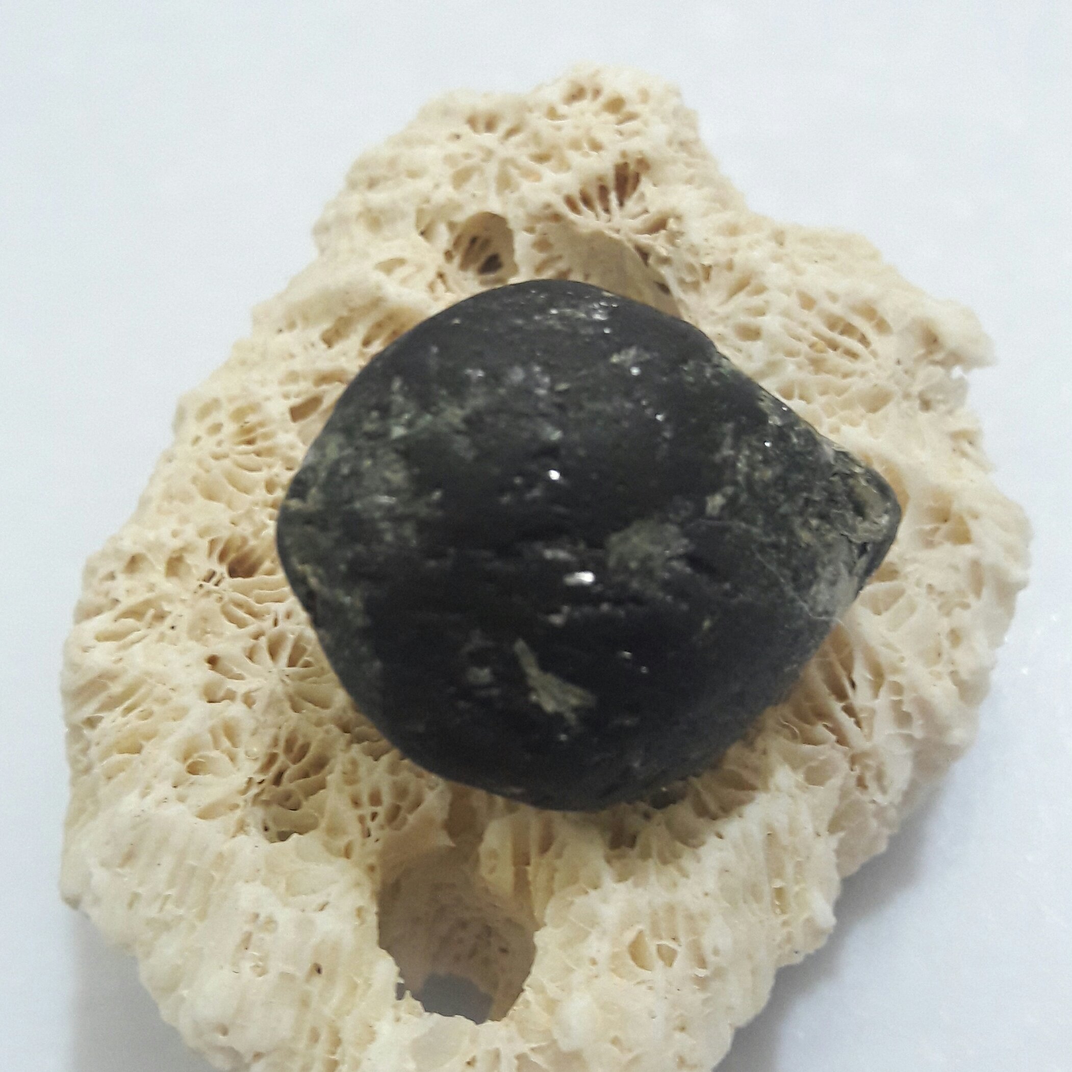 راف یاقوت قرمز اصل افریقا(کروندوم طبیعی)