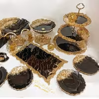 ست پذیرایی شش نفره  میوه خوری و شیرینی خوری دو طبقه شش عدد زیر لیوانی  شش عدد بشقاب  و سینی 