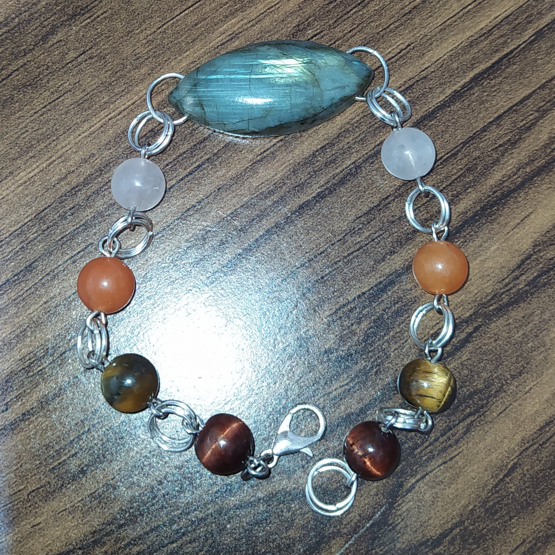 دستبند لابرادوریت با مهره های رزکوارتز،آونتورین، تایگر زرد و قرمز، فرکانس بالا