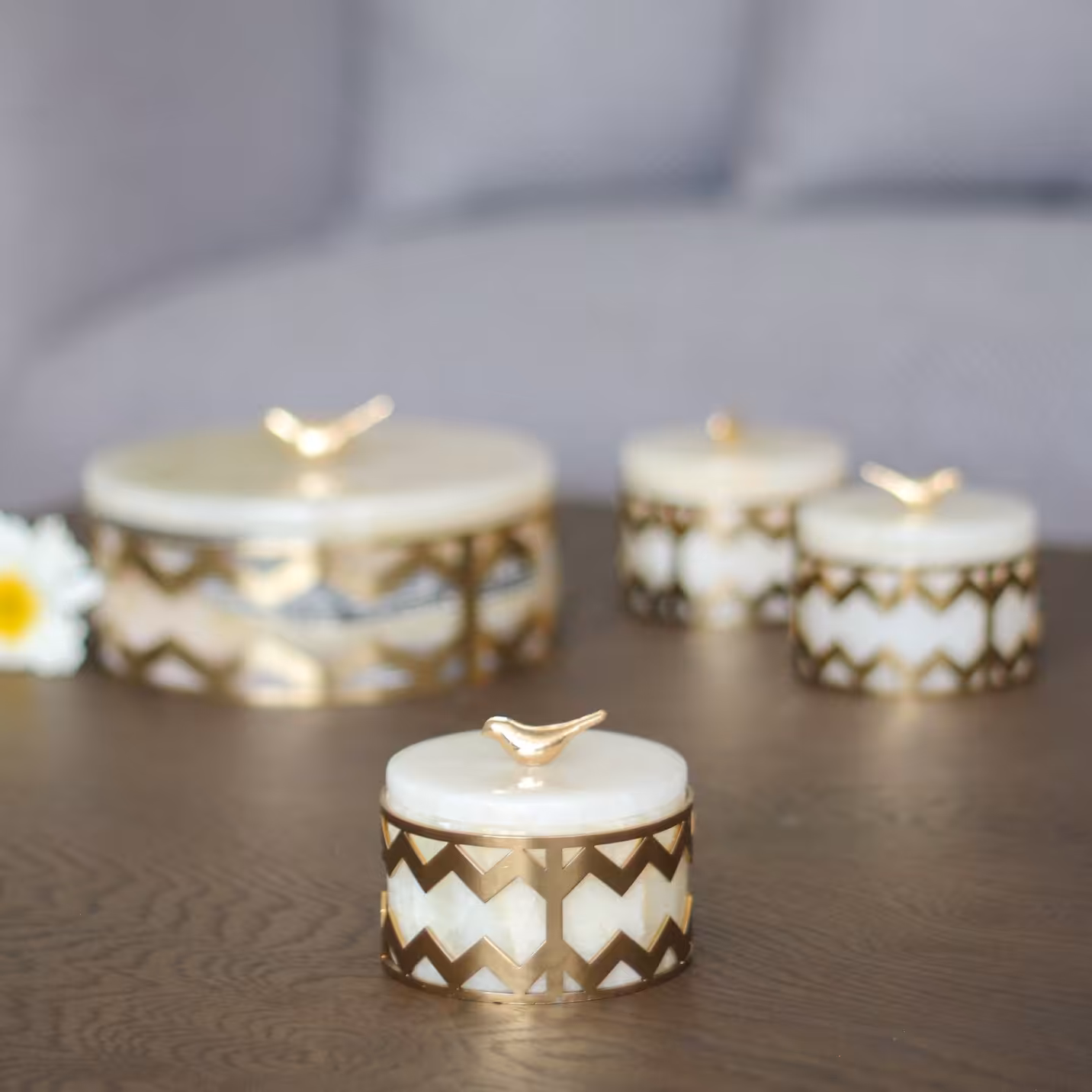 ست پذیرایی مینیمال زیگزاگ طلایی سنگ مرمر