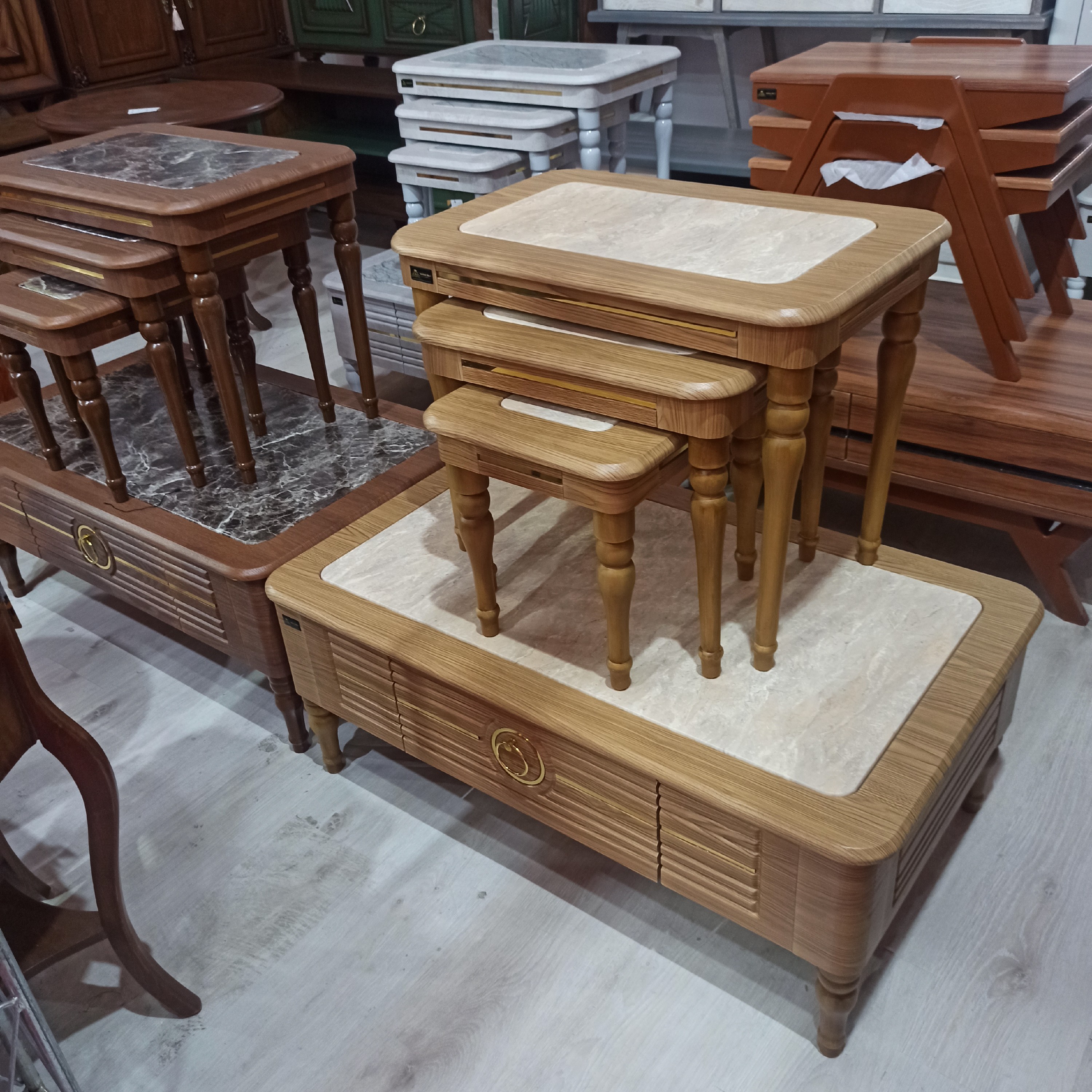 جلومبلی و عسلی مدرن مدل تارا(پس کرایه)