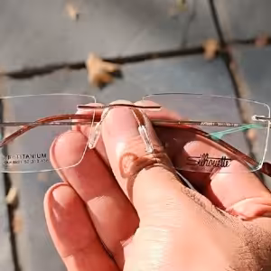 عینک طبی بی فریم عینک سبک