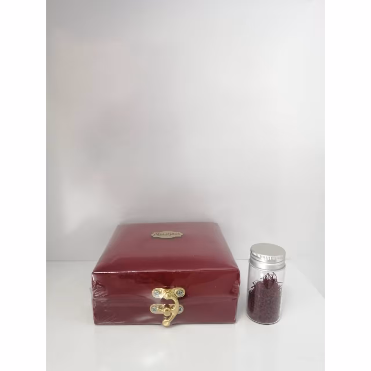 پک مخمل هدیه زعفران 2 گرم و هاون آقای عطار