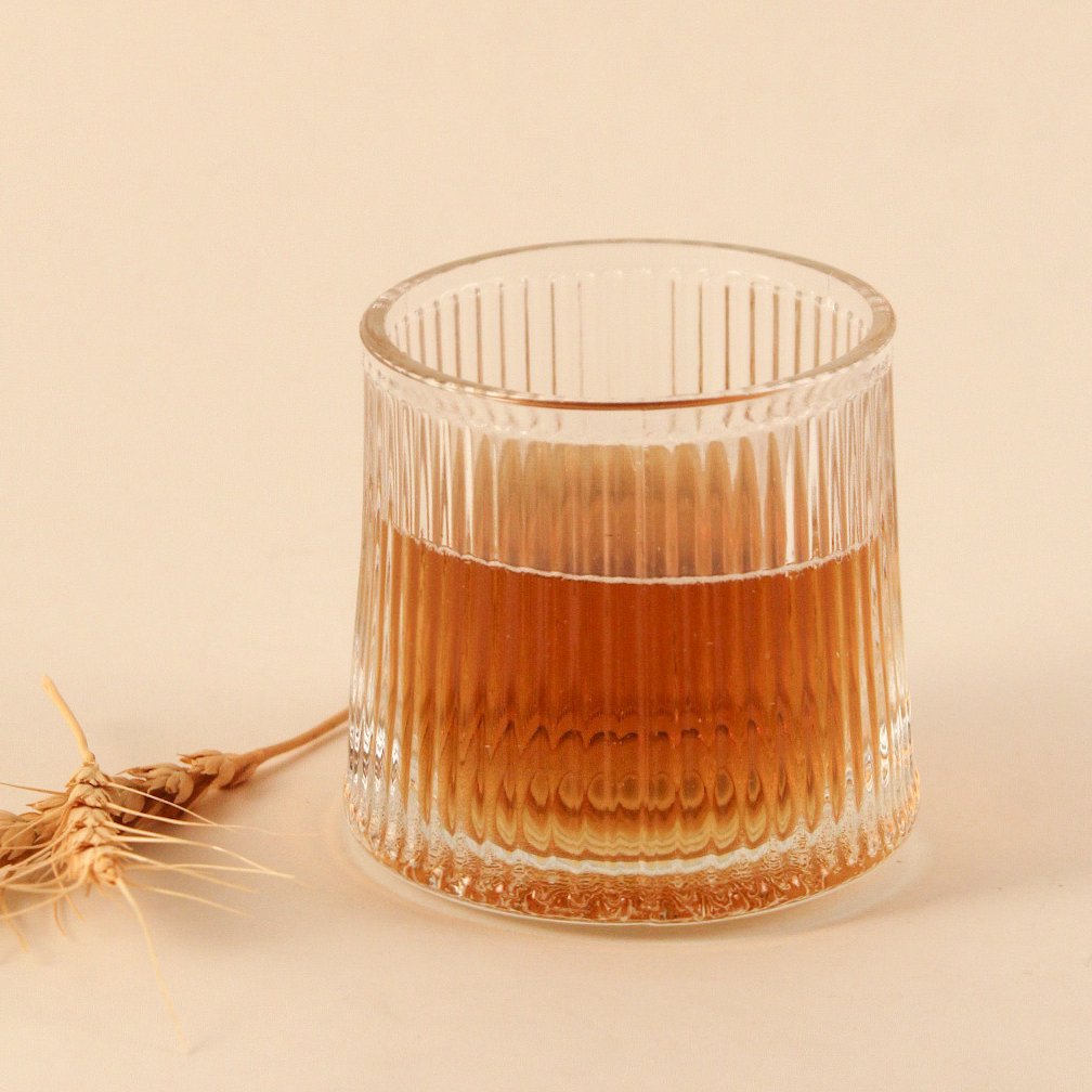 لیوان شیار دار چرخشی