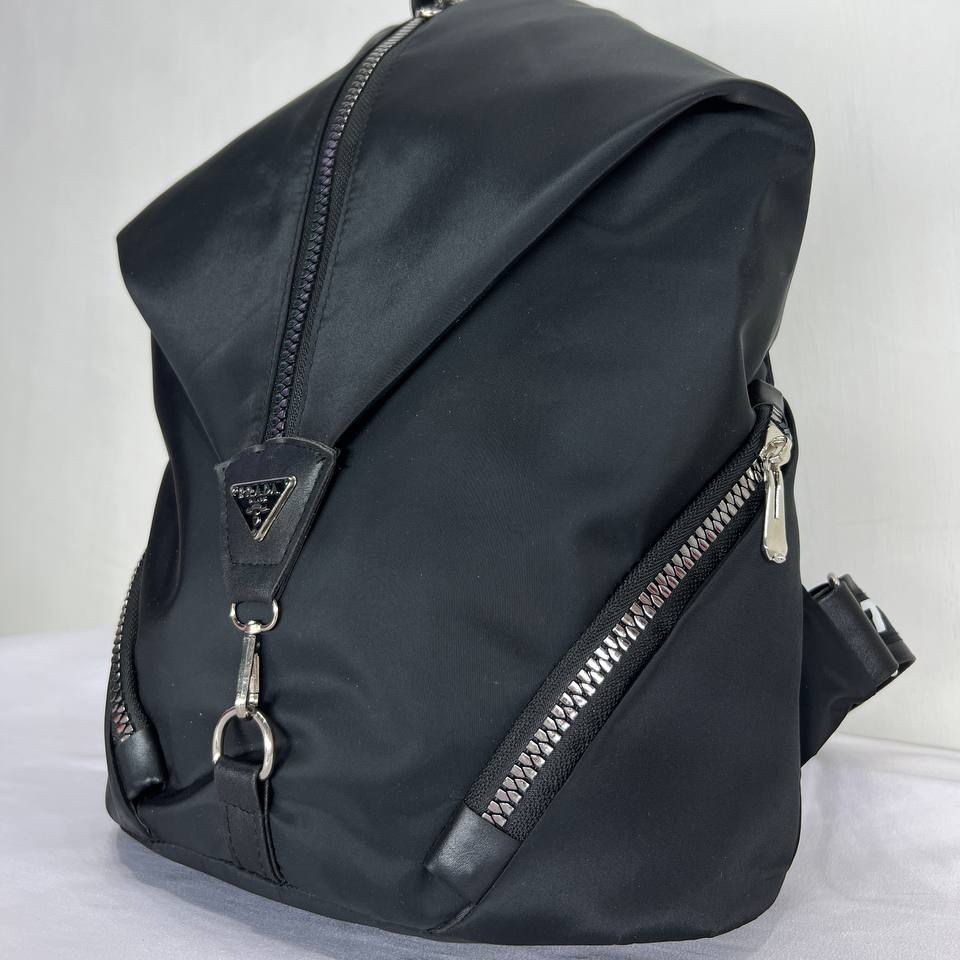 کیف کوله پشتی تک رنگ مشکی