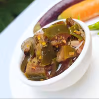 ترشی بادمجان  خانگی (400 گرمی)