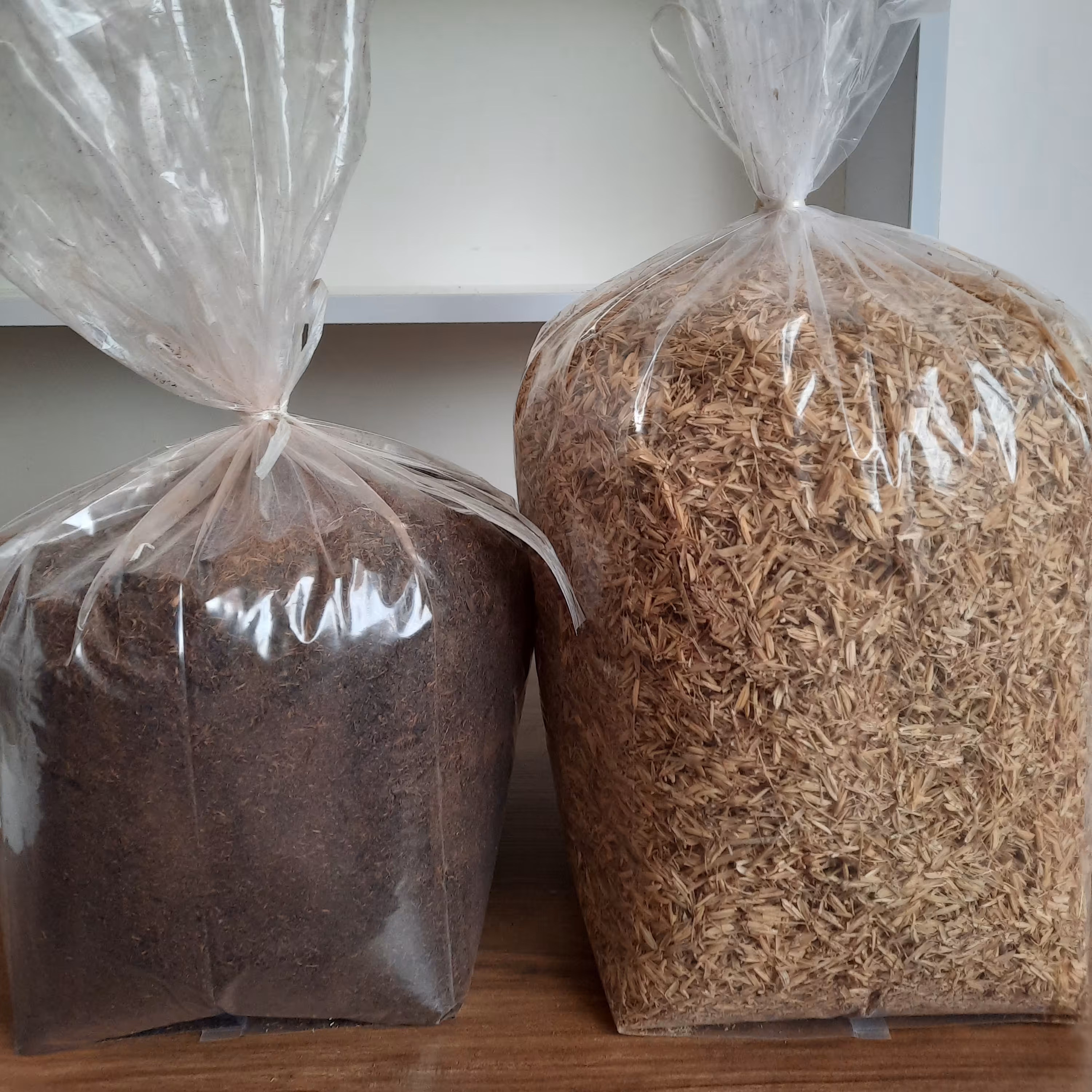 پک خاک چایی و پوست برنج مناسب خاک گلدان