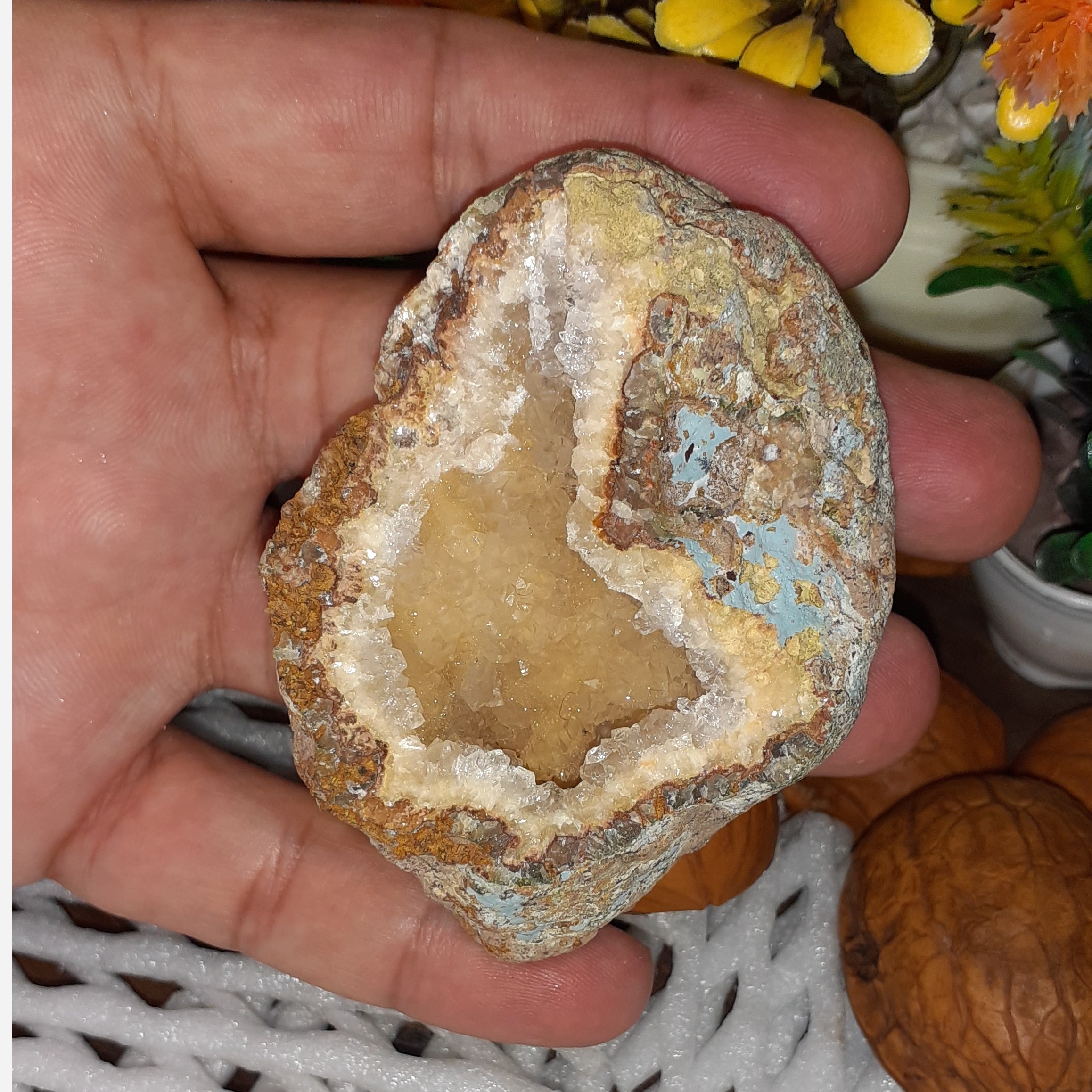 سنگ راف کلکسیونی سیترینی بلور درخشان 96گرم