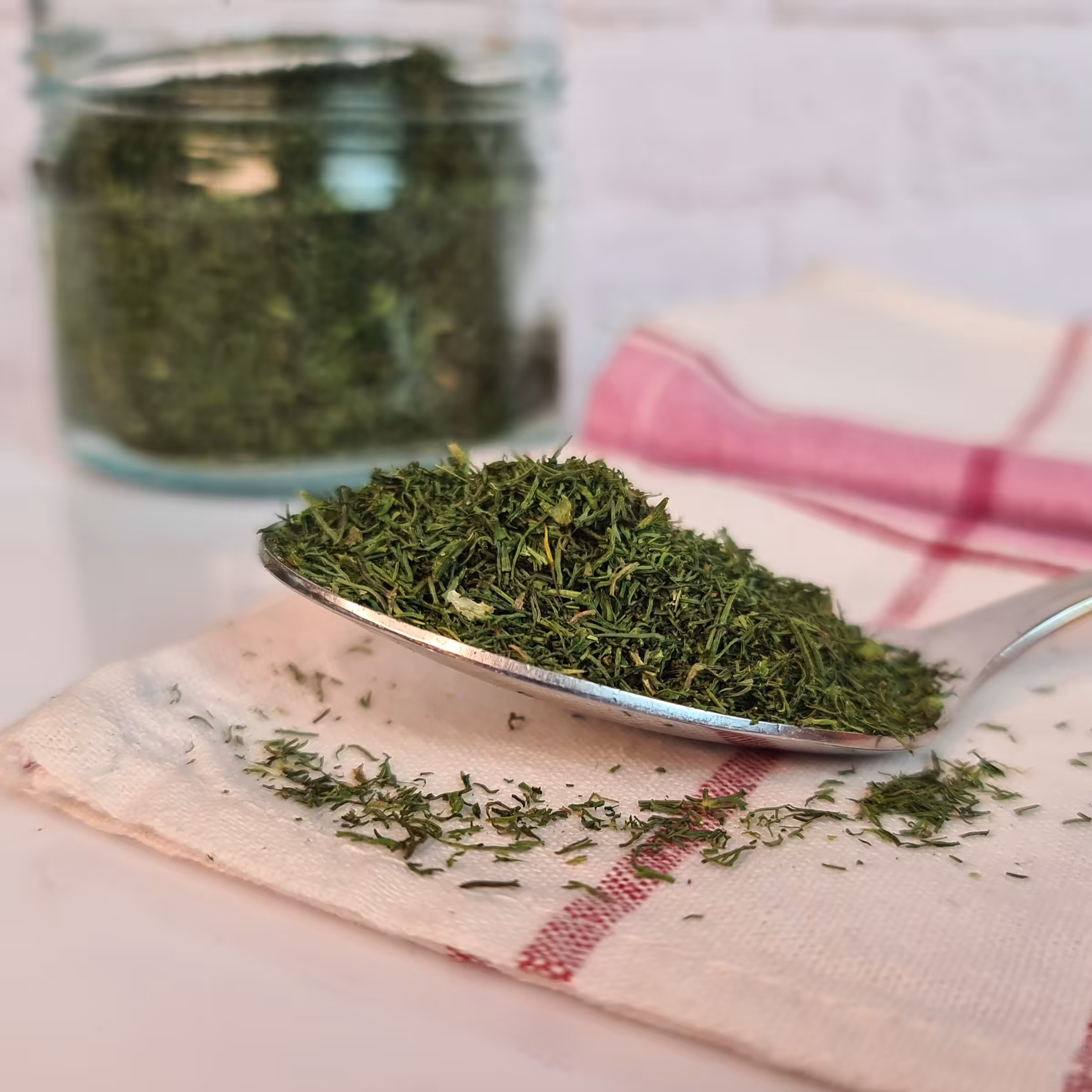  سبزی شوید خشک