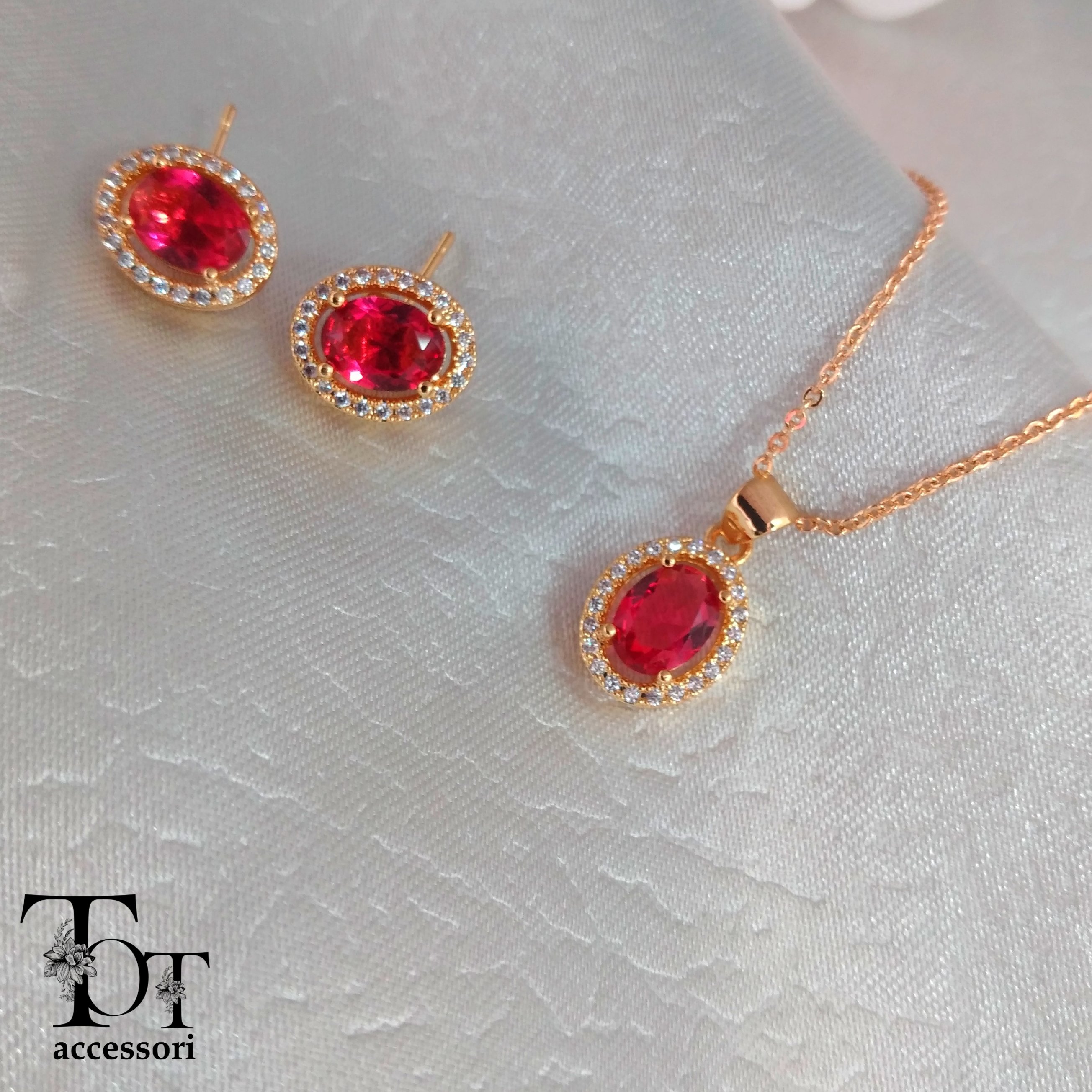 نیمست گردنبندو گوشواره برندysx بانگین قرمز