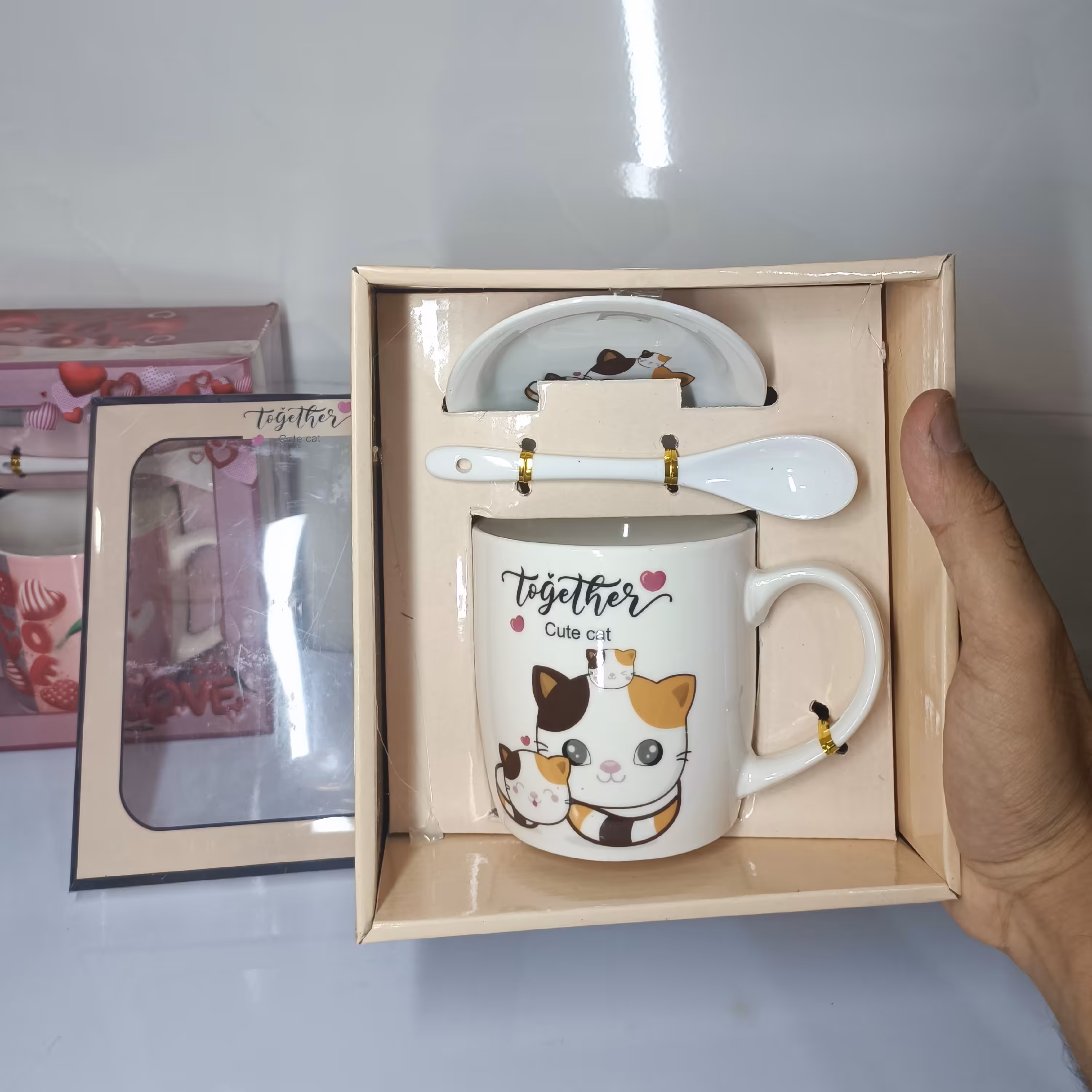 ماگ سرامیکی درب دار قاشق دار با جعبه کادویی