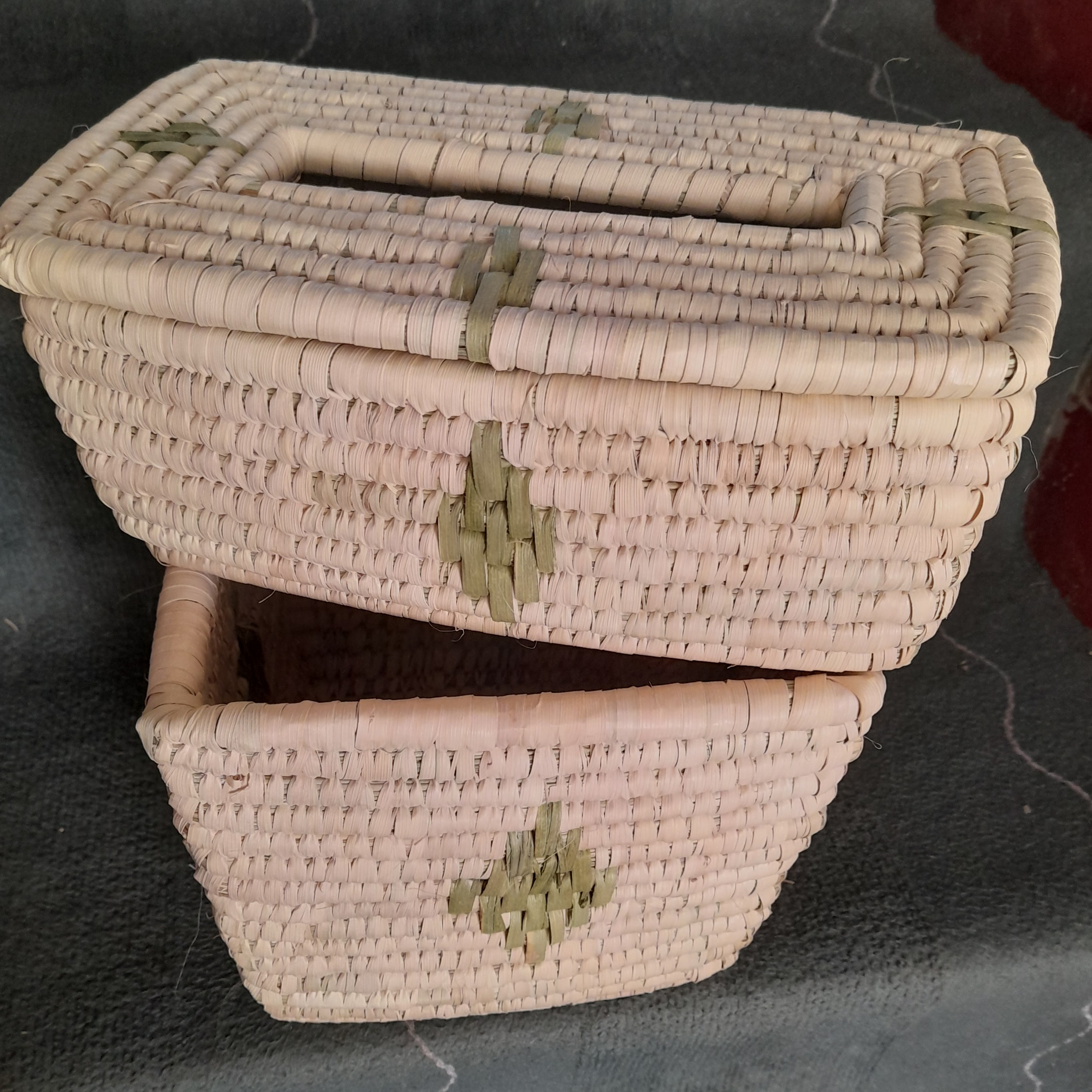 جای دستمال و سطل زباله حصیری
