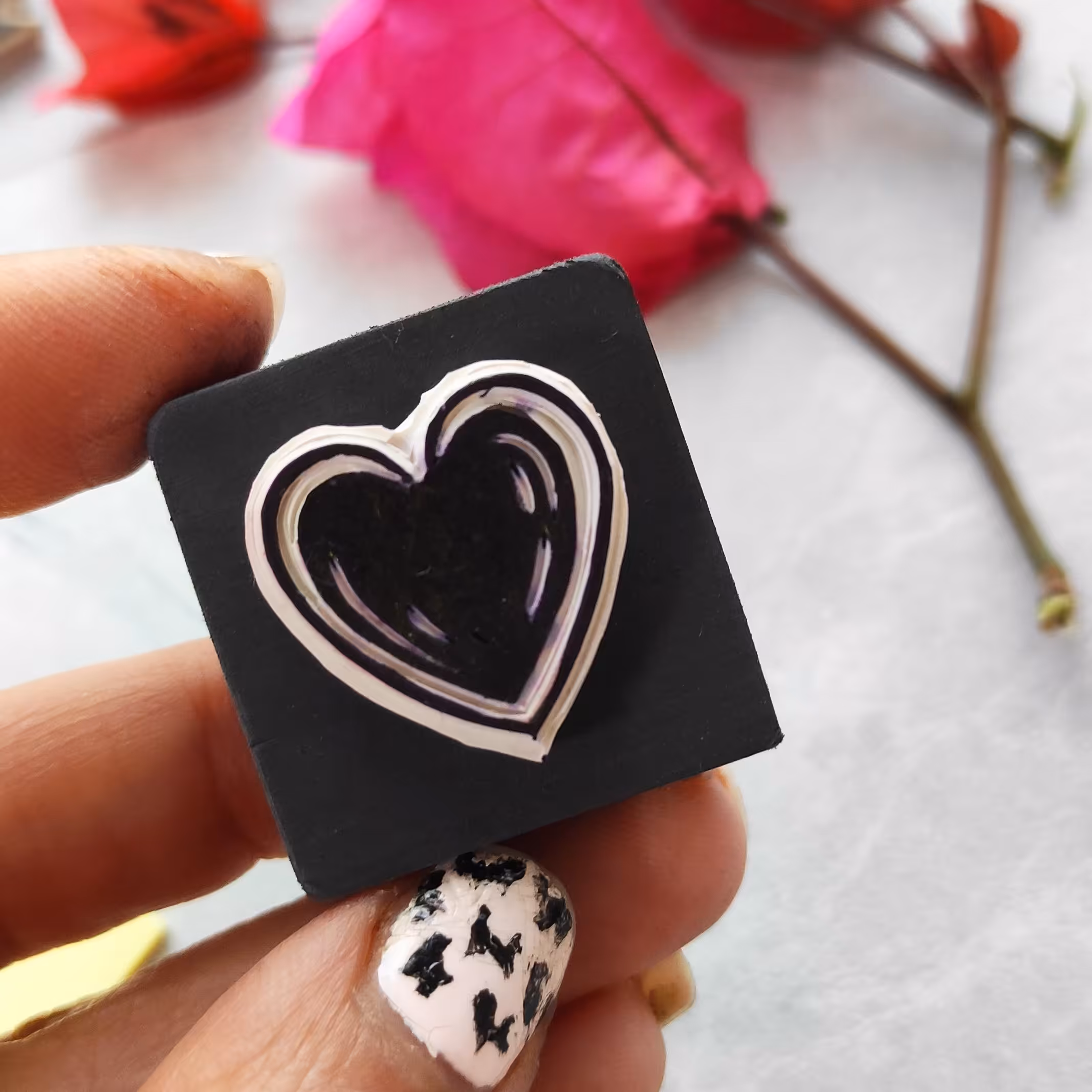 مهر  دست ساز  لینولئوم  قلب توپر