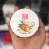 کرم مرطوب کننده مای مدل Silky Touch حجم 200 میلی لیتر