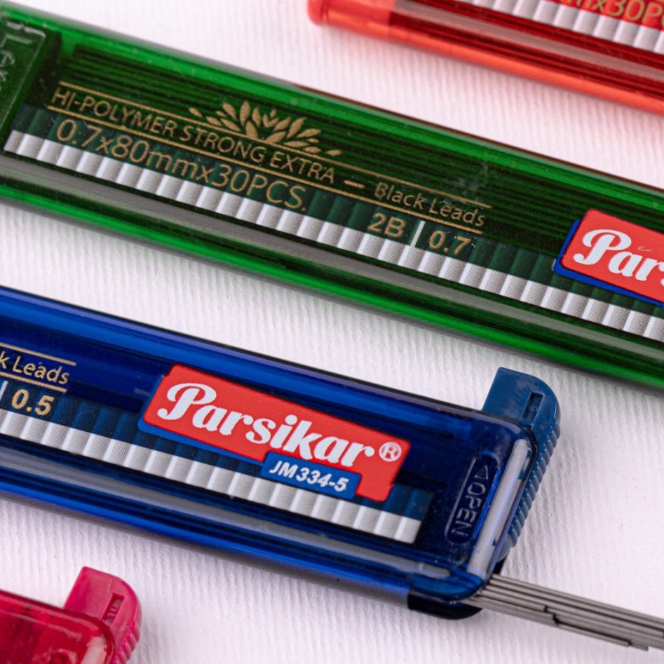 نوک مداد پنج دهم (0.5) محصول برند پارسیکار